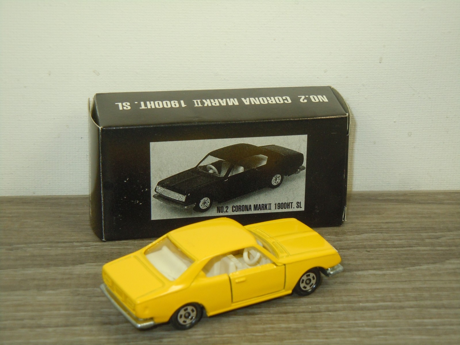 Picture 3 of 4
