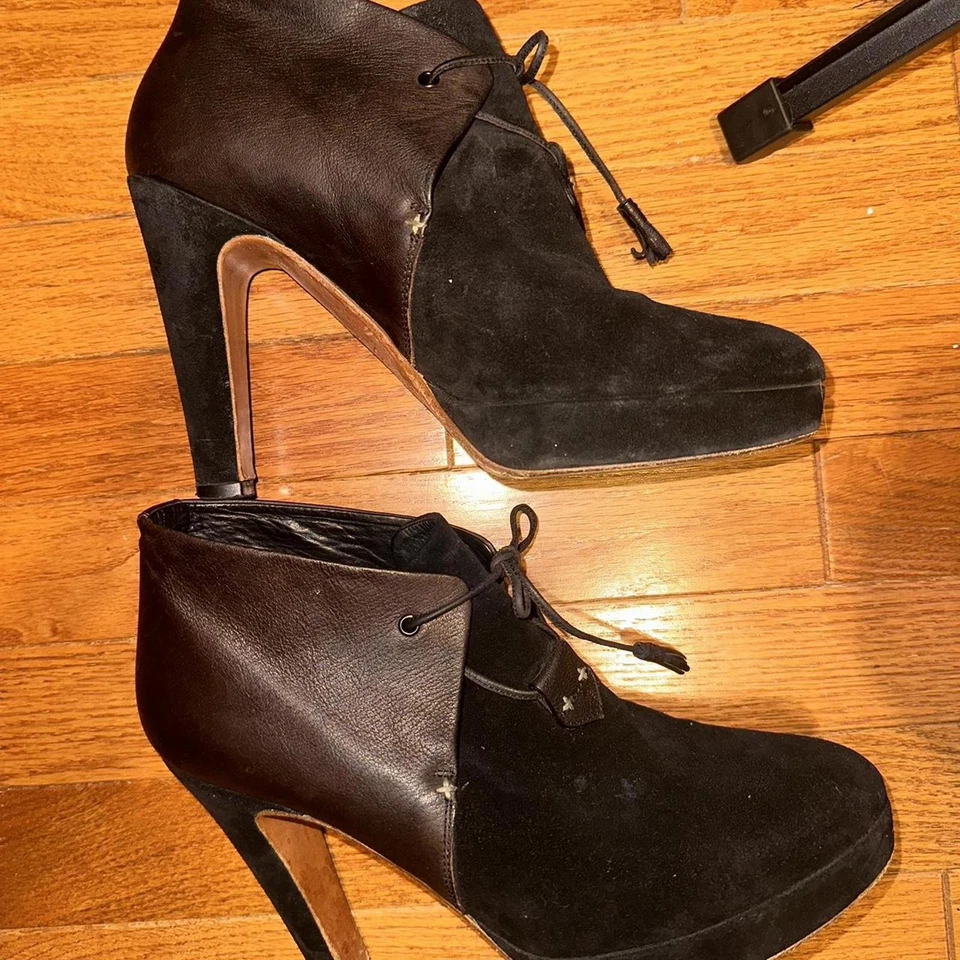 Botinhas pretas femininas Rag & Bone tamanho 40 - Imagem 2 de 4