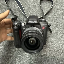 Fujifilm FinePix S Series S2 Pro Digital SLR Camera