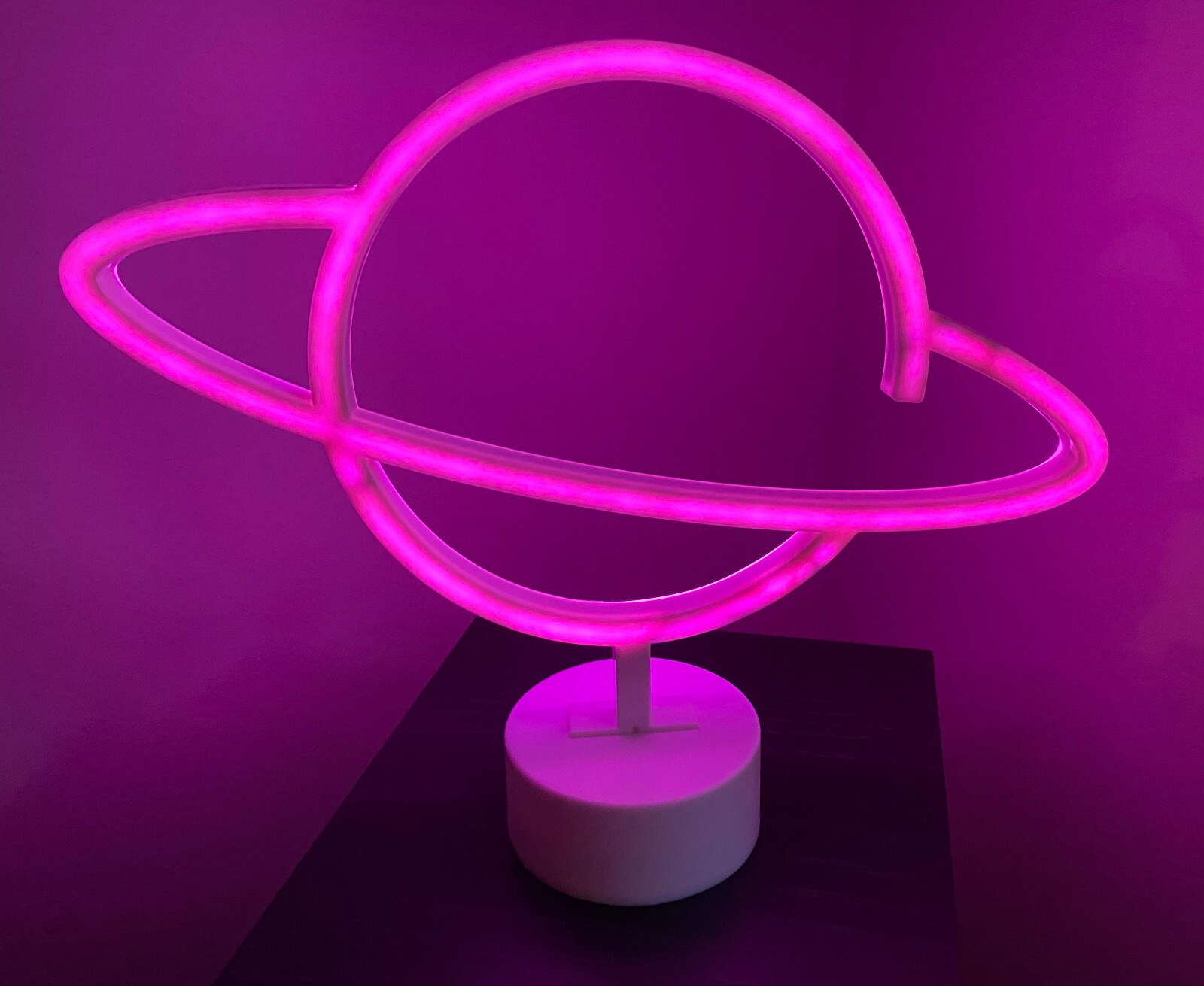 Ariana Grande REM Pink Neon Desk Light Limited Edition eBay