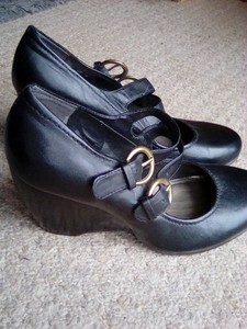 clarks originals desert boot brown suede