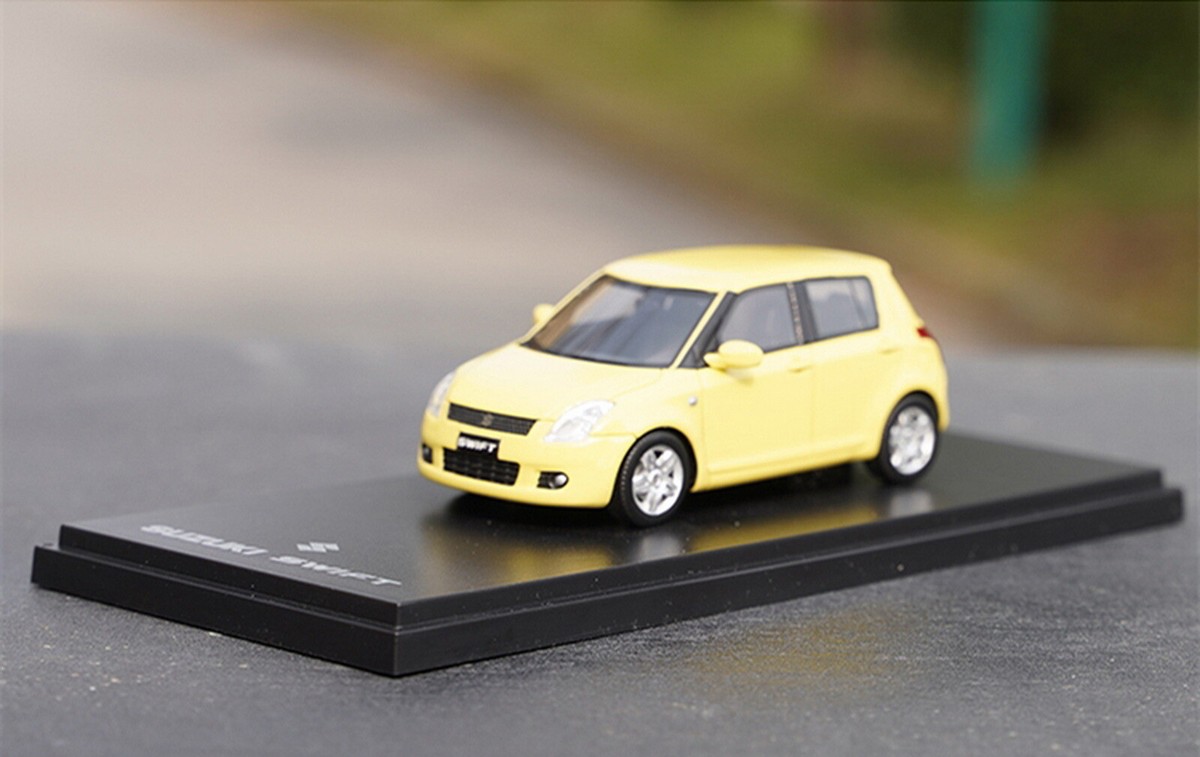 Sunyork 1/43 Scale Suzuki Swift Yellow Resin Car Model Toy