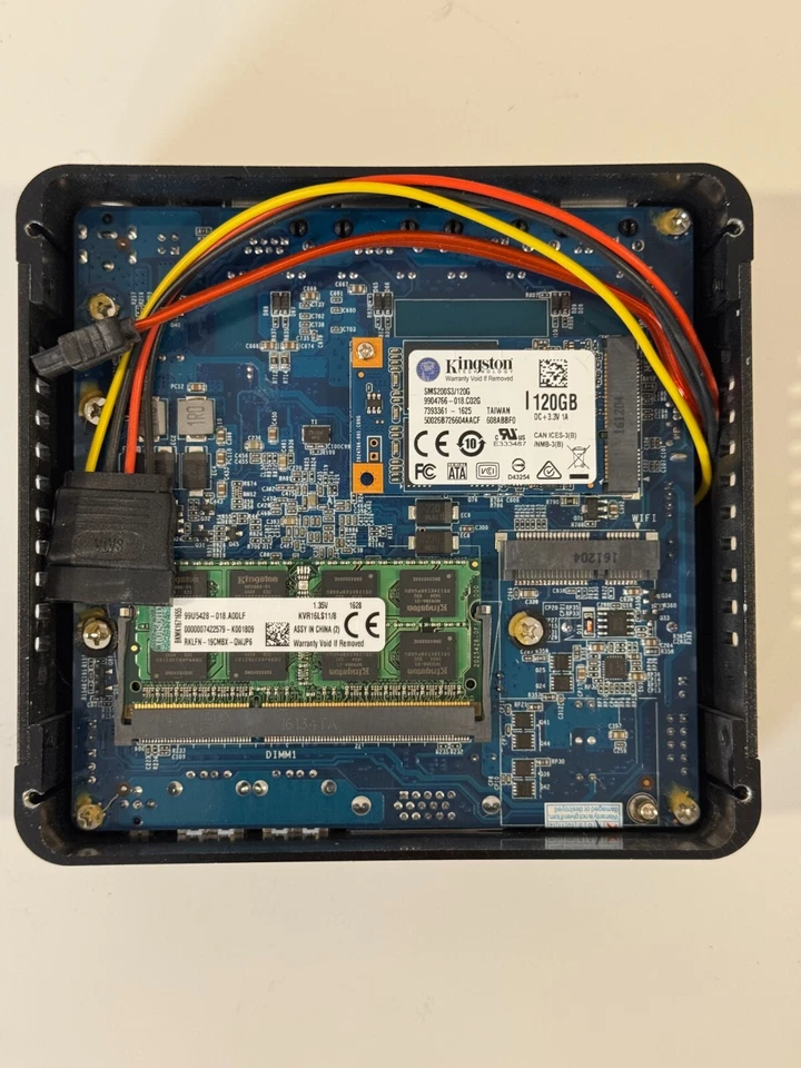 PFSense Firewall - Qotom 4 LAN Mini PC Q190G4U-S02 - 8GB RAM 120GB SSD, J1900 Foto 4 de 4