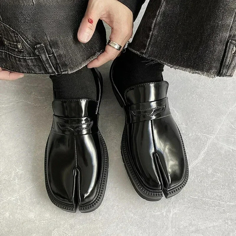 Plit Toe Horseshoe Shoes Men's Shoes Patent Leather Casual Leather