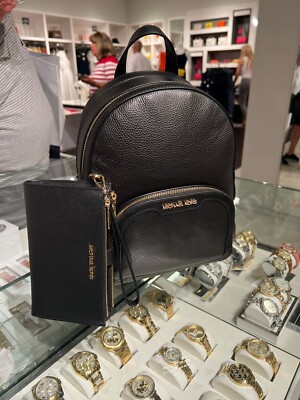 Michael Kors Medium Jaycee Backpack & Continental Wallet
Wristlet Black Michael Kors - Brandclub - Michael Kors MICHAEL Michael Kors  main image 3
