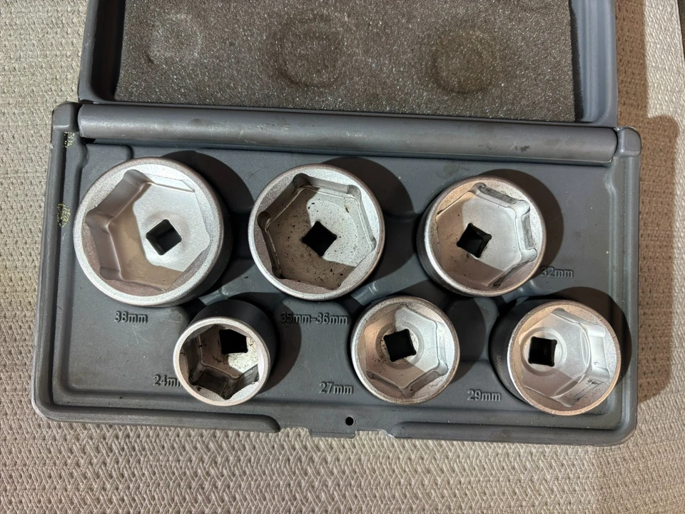 Matco Tools OFSR60 3/8" Drive Metric Filter Socket Set - Image 3 of 3