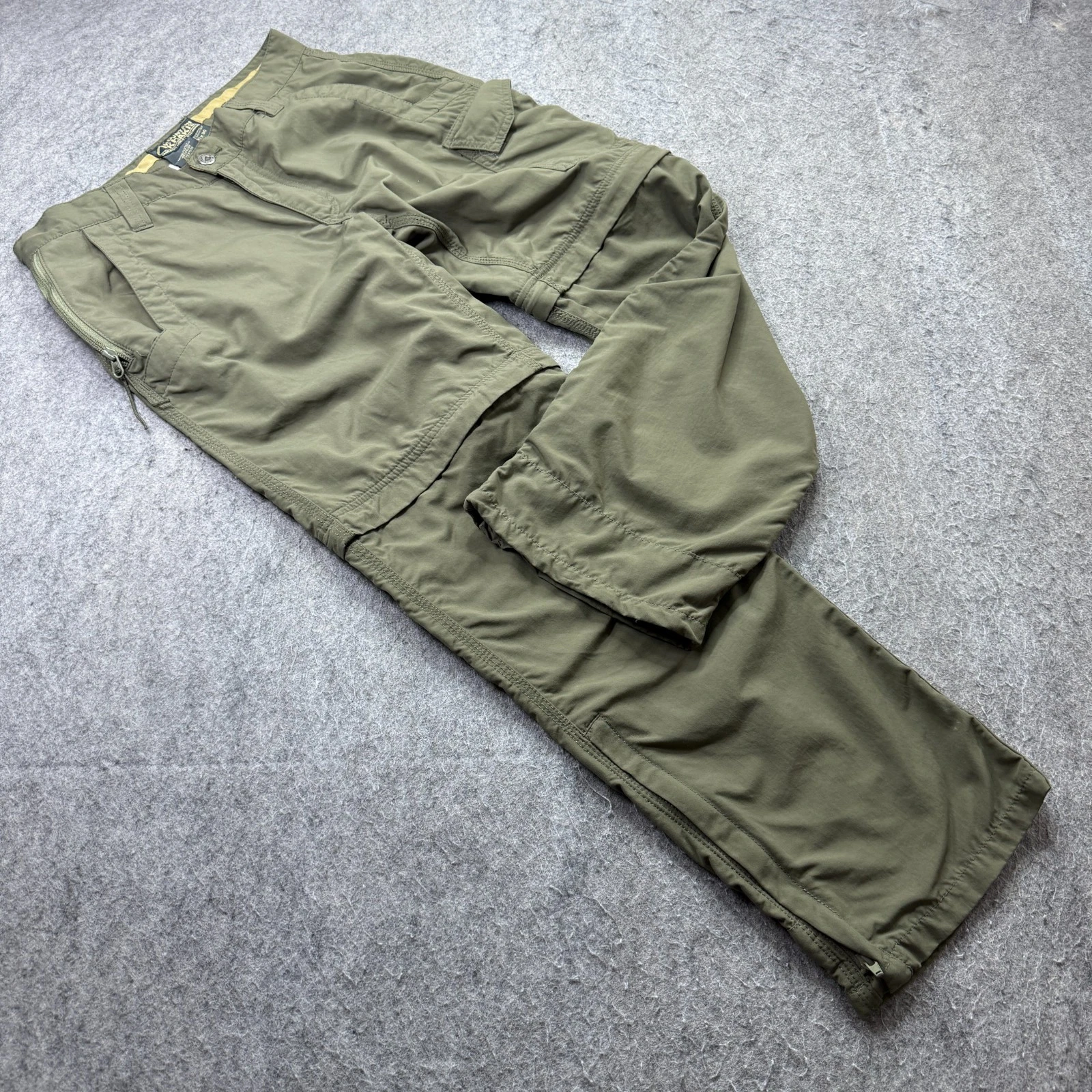 Mountain Khakis Granite Creek Convertible Cargo Pants Men 31 x 30 Green Nylon
Opens in a new window