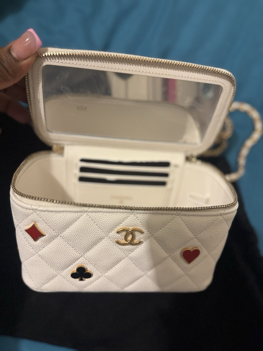 CHANEL Vanity Case View 6