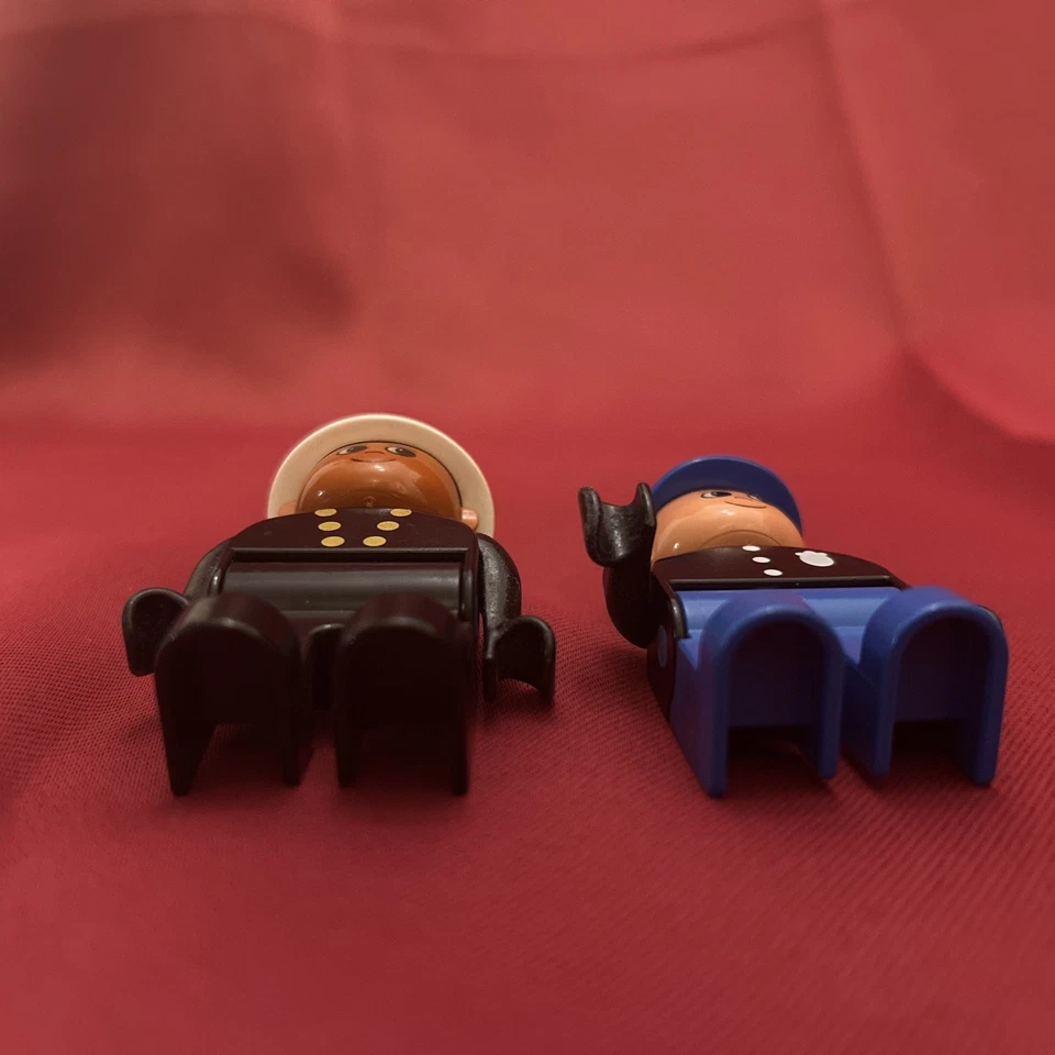 Vintage LEGO Duplo Minifigure Lot Of 10 Figures - Image 4 of 4