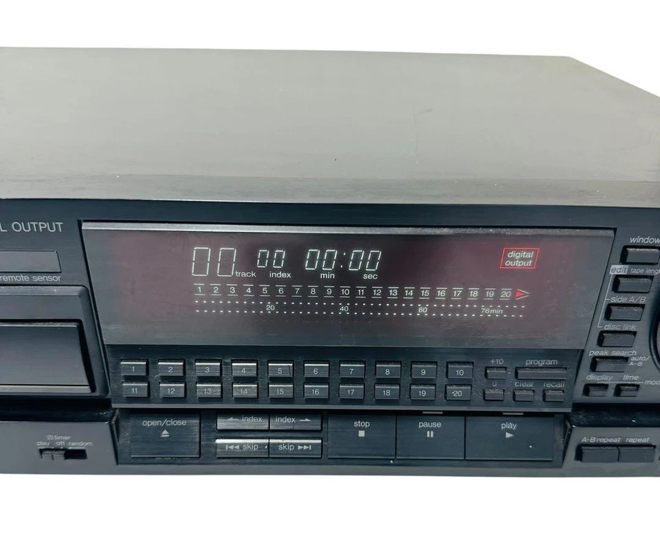 [ For Parts ] TECHNICS SL-P777 CD Compact Disc Player 251018 - Image 4 of 4