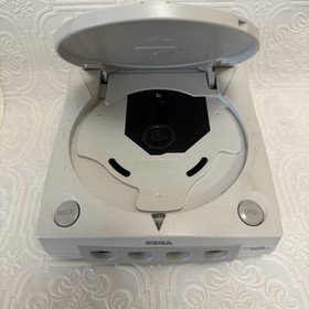 SEGA Dreamcast Console ~ 4 Controllers ~ 5 Game Bundle W/ Memory & Tremor Tested