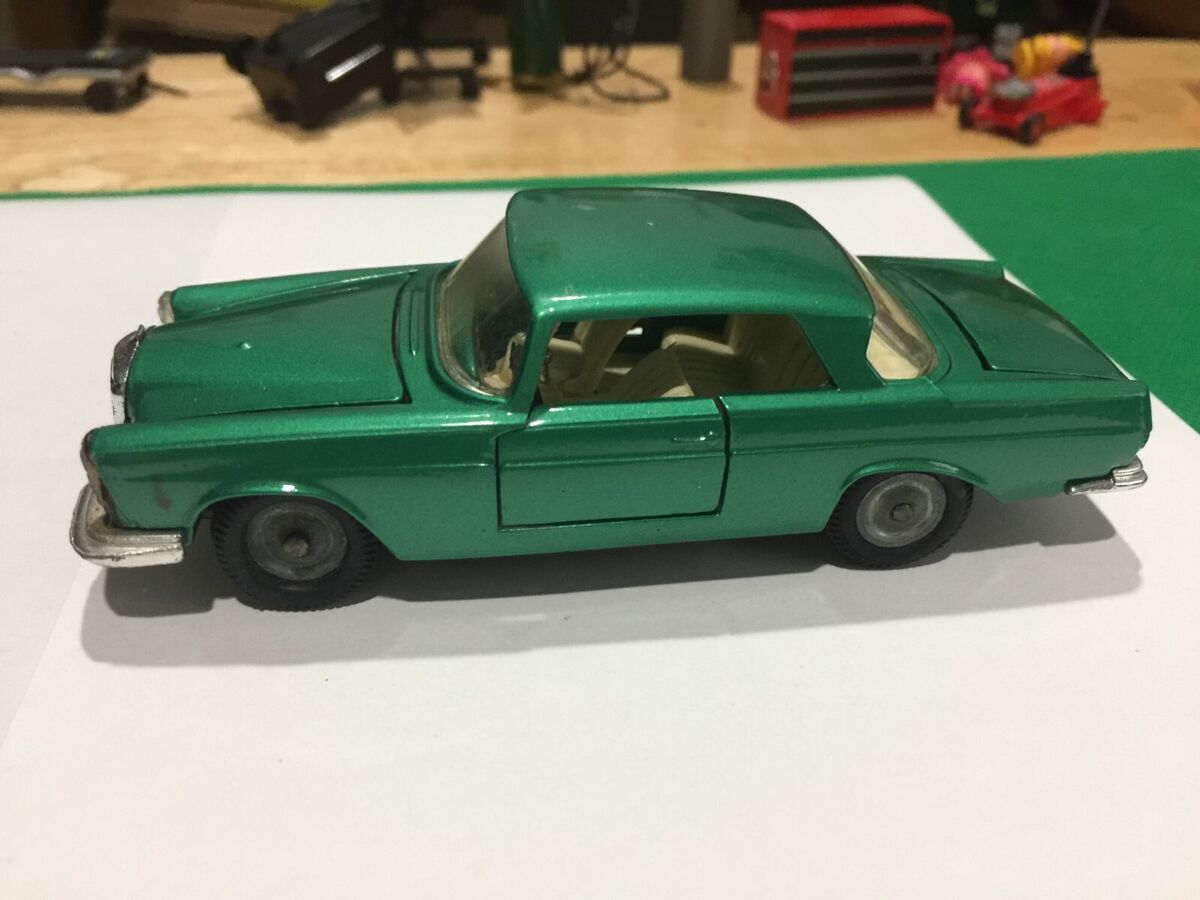 Mebetoys, Mercedes Benz 250 SE, A19, Italy, 1/43 look at all Mebetoys, Mercedes Benz 250 SE, A19, Italy, 1/43 look at all