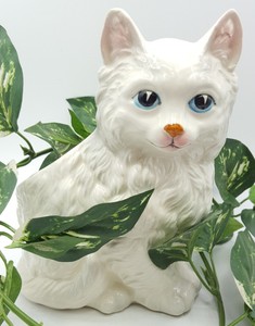 Vintage Lefton Ceramic White Long Haired Blue Eye Kitty Cat