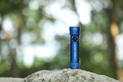 Olight Seeker 3 Pro Blue Rechargeable Floodlight Flashlight Olight Seeker 3 Pro Blue Rechargeable Floodlight Flashlight