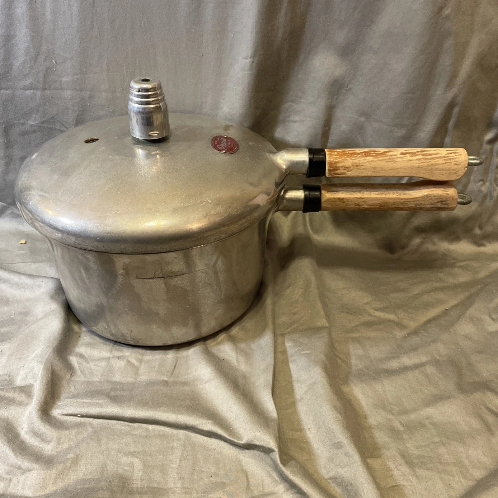 Vtg National Presto Pressure Cooker Model 40 Wood Handles Jiggler Trivet Clean