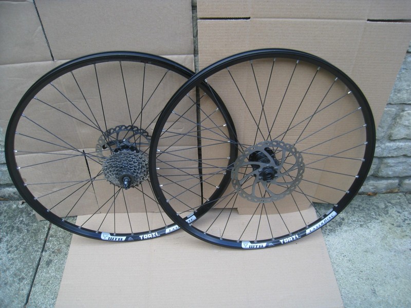 WTB LAZERDISC TRAIL 26 inch mountain bike wheels ( front through axle )