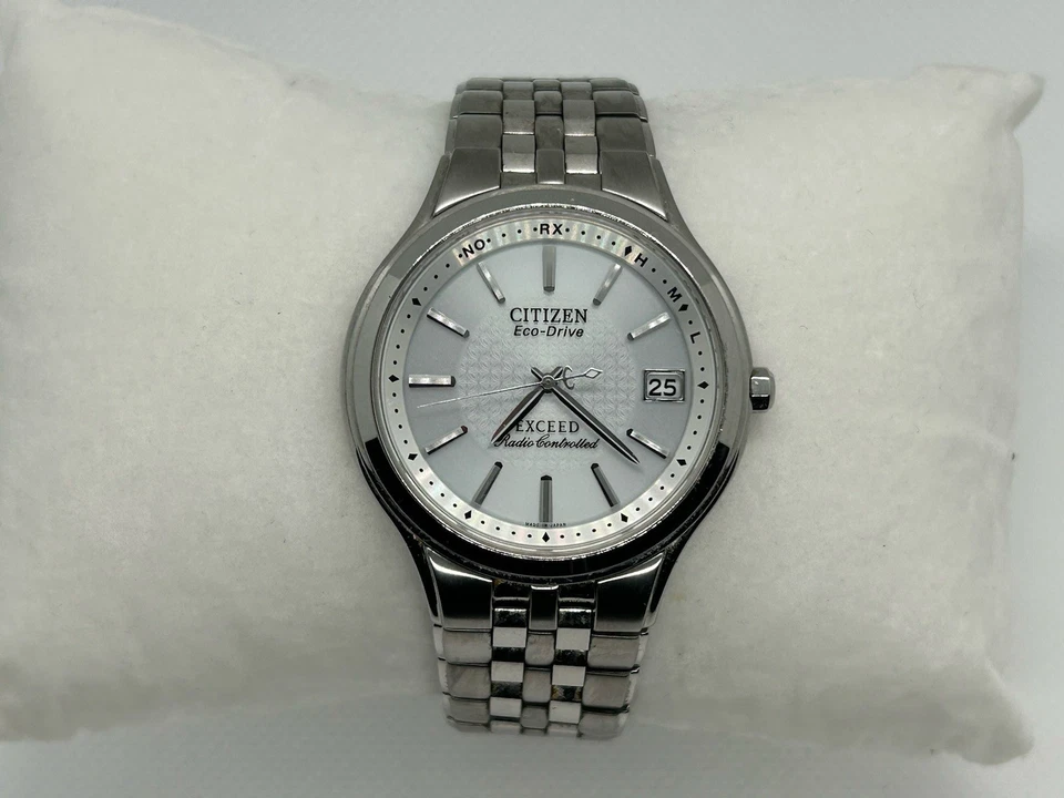 Citizen Exceed Men’s H111-T013627 Eco-Drive Radio Controlled Watch - Image 2 of 4