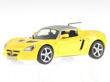 Opel Speedster 2003 yellow diecast model car 1/43