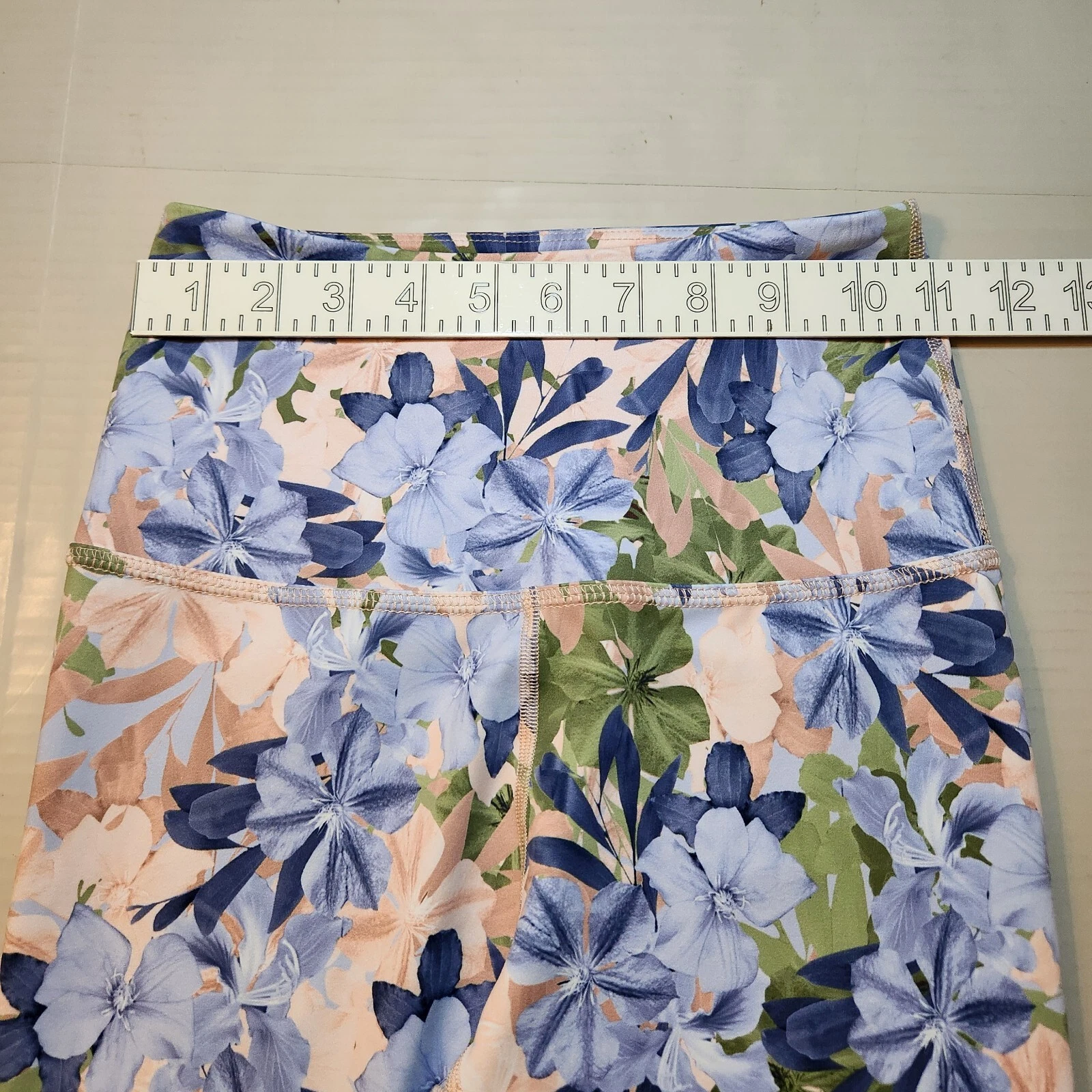 beyond-yoga olympus bouquet botanical print high waisted leggings