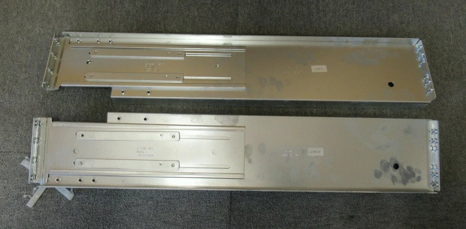 IBM 23R8824 23R8825 45E0691 45E0692 EXN1000 EXN3000 Expansion 19" Mounting Rails - Image 2 of 4