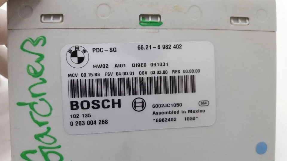 Модуль парковочного расстояния 2010 BMW 135i 66216982402 - Изображение 2 из 4