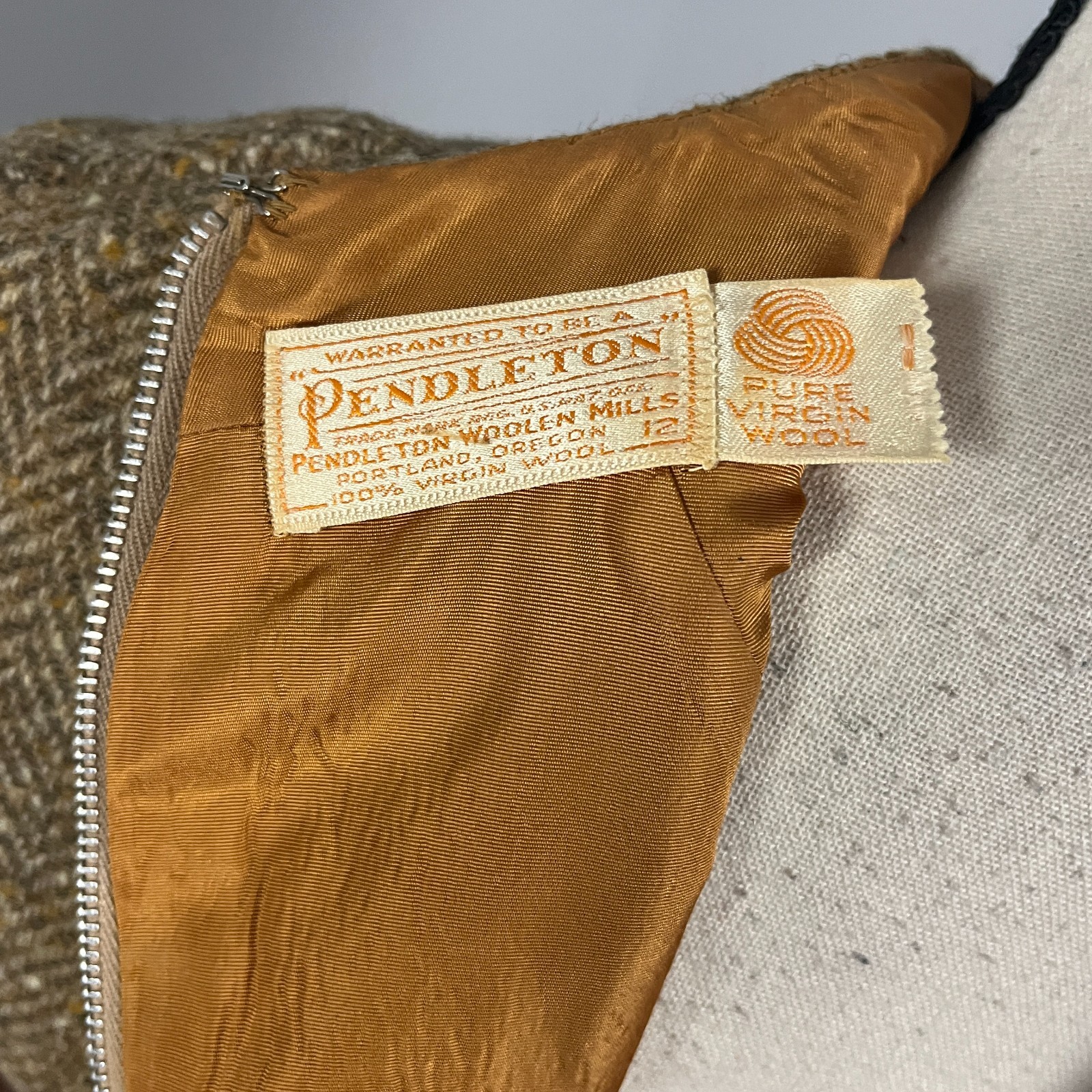 Pendleton Vintage Wool Herringbone Back Zip Sleev… - image 4