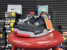 Size 7 - Jordan 4 Retro bred release 2012