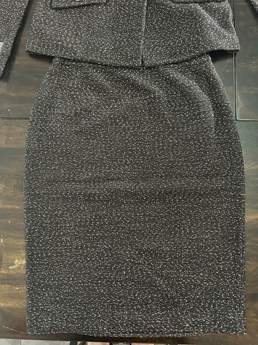 St. John by Marie Gray 2pcs Knit Suit Sz 4-Black w/ White Speckles Jacket Skirt - Picture 2 of 11