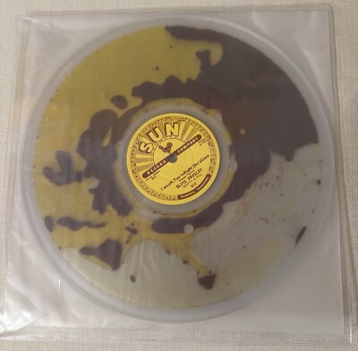 ELVIS SPECIAL RELEASE SUN 78RPM Liquid Vinyl, Baby Let's play House / I'm left..