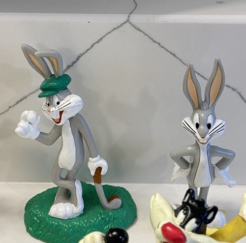 Lot Of 8 Looney Tunes Action Figures Warner Bro Bugs Bunny Collectible Animation - Picture 3 of 8