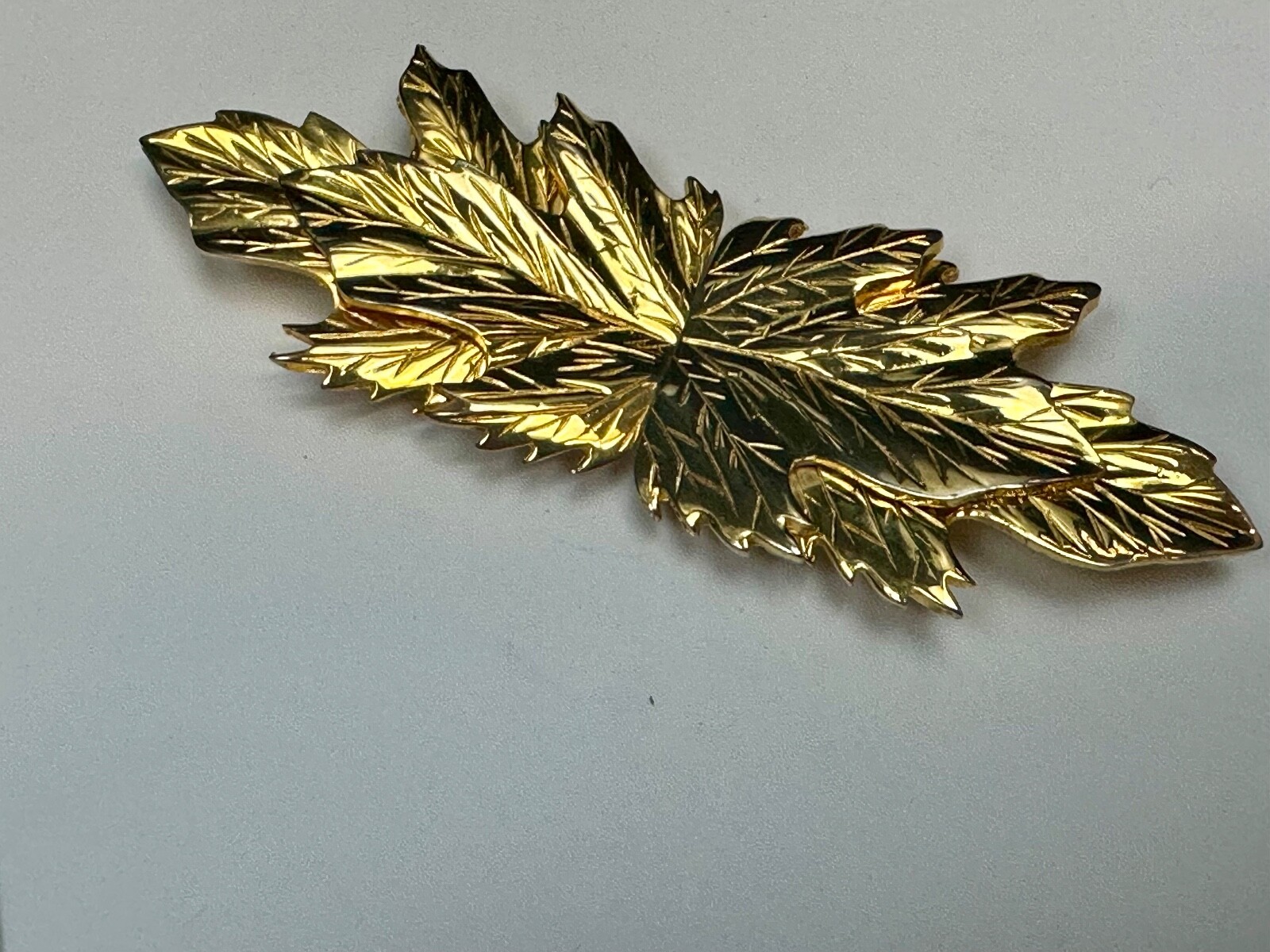 Large Leaf Shaped Dotty Smith - Two Piece Interlo… - image 4