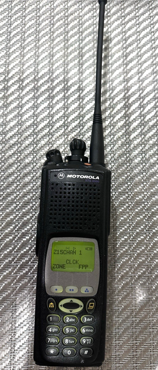 MOTOROLA XTS 5000 MODEL 3. 700/800 H18UCH9PW7AN FPP/ADP | eBay