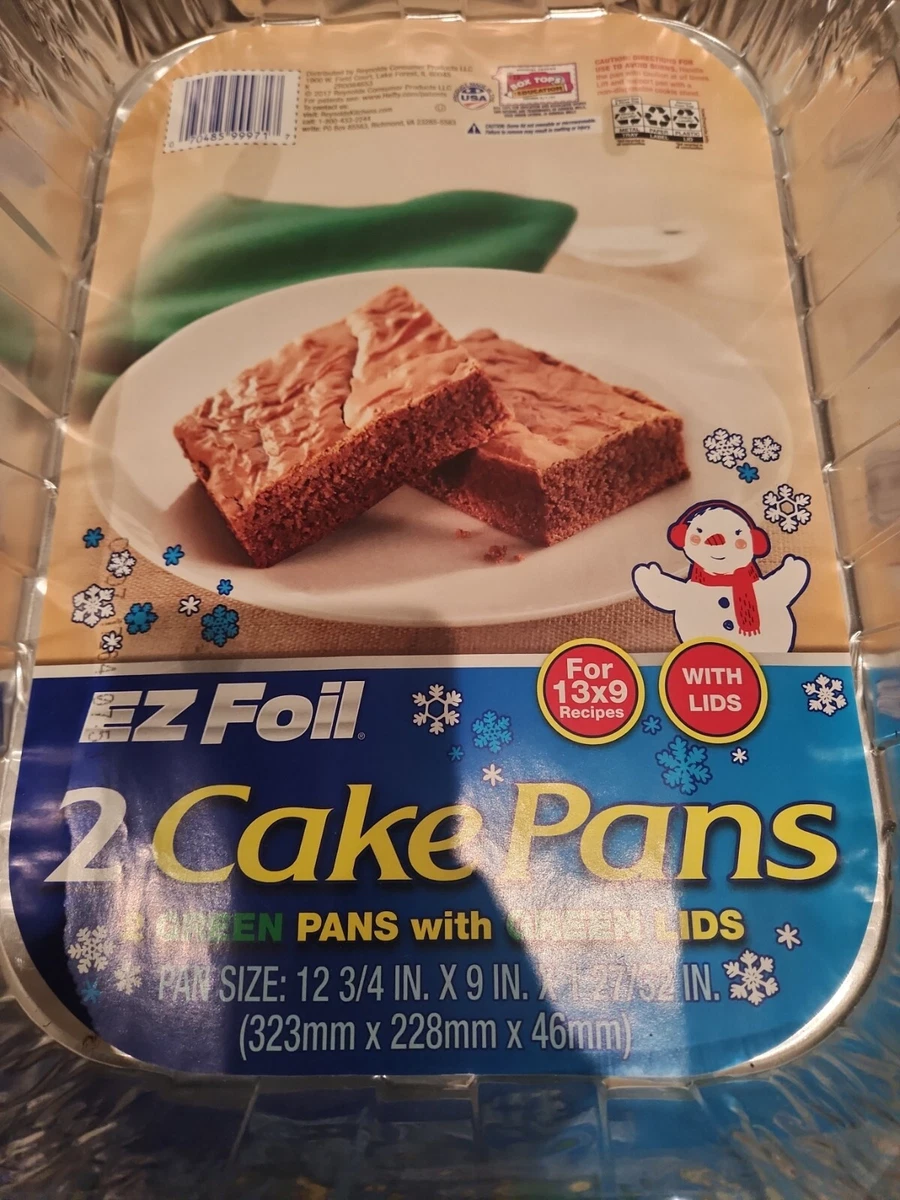 Lot of 9 - 2x EZ Foil 13X9 Holiday Cake Pan with Green Lids (Total