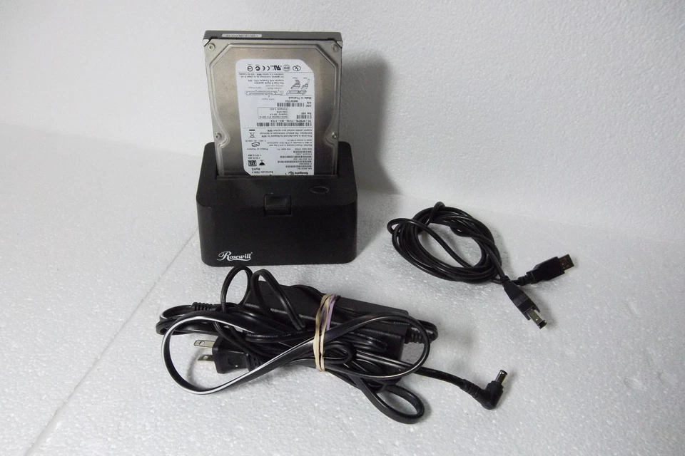 Rosewill RX-DU100 2.5” & 3.5” SATA to USB 2.0 Drive Docking Station 480 Mbps LED - Image 4 of 4