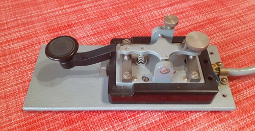 German Junker telegraph morse hand key, D.B.G.M. Honnef/Rh