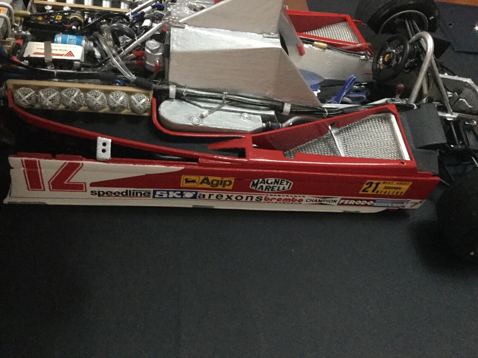 Foto 16 di 24