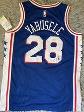 Guerschon Yabusele Signed Philadelphia 76ers Jersey Beckett COA Sixers France