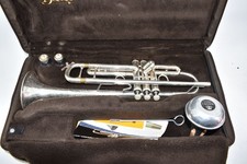 Bach Stradivarius Model 37 Trumpet Ser#642568 Brown Case