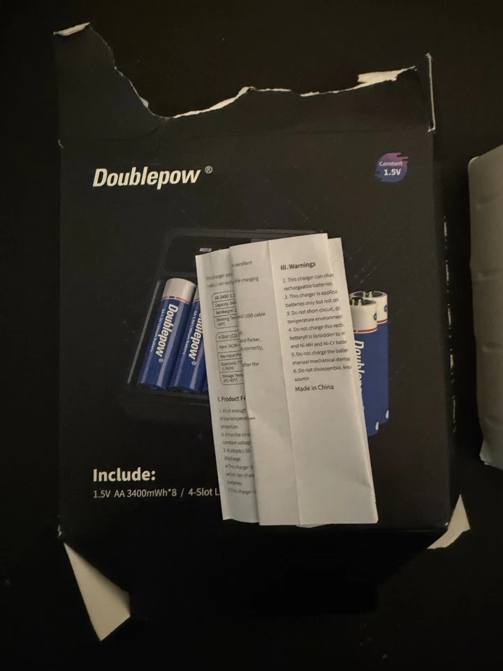 Doublepow AARechargeable LithiumBattery with LCD Battery 1.5V 8Pk. 4 bay Charger - Image 3 of 4