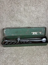 S-K  1/2” Drive SAE Ratchet/Socket Set 12Pcs. Vintage w/Box