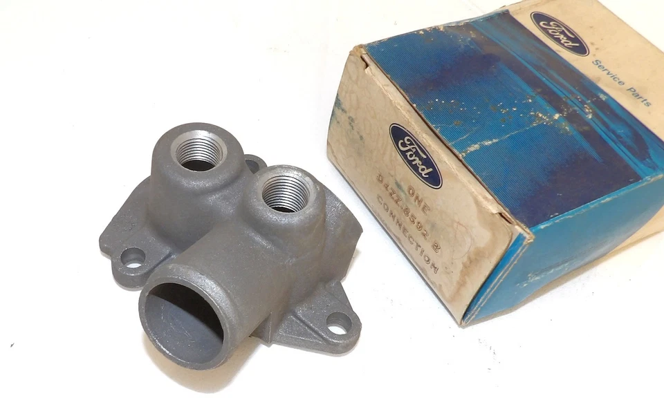 1974 年福特野马 Pinto Capri NOS 2.8L 热门房水口连接器 — 第 3/4 张图片