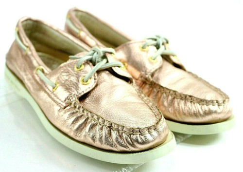 Eye Boat Shoes Size 7 Rose Gold 