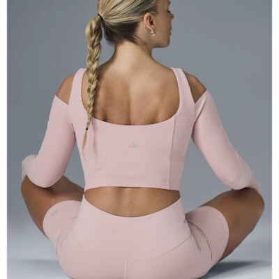 Alo Ribbed Cropped Butterfly Long Sleeve NWT Ballet Pink Size S | eBay