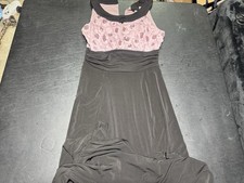 Grey and pink dress with ruched detailing. Size: 4 #party #eveningwear