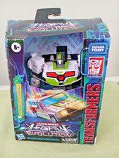 Transformers Toys Legacy Evolution Deluxe Autobot Medix Toy  5.5-inch  Action