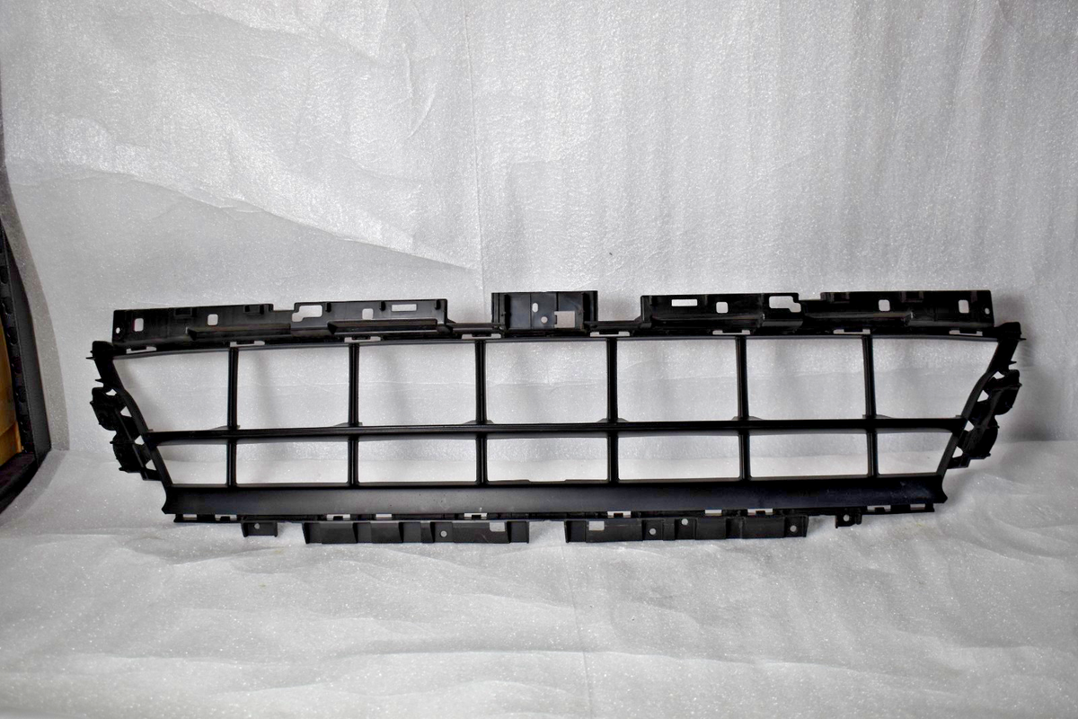 PORSCHE PANAMERA 2020 - 2023 GENUINE 971 FRONT LOWER GRILL TRIM P