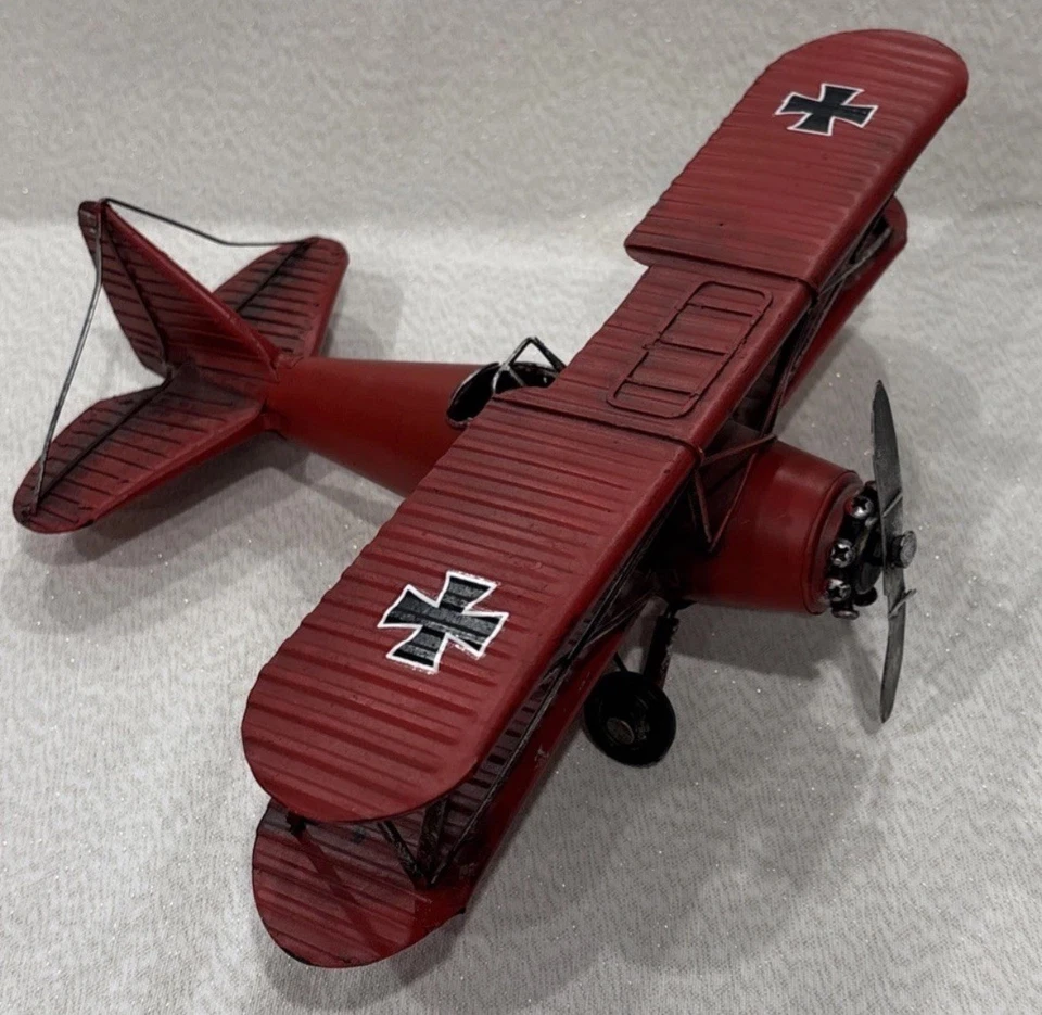 De colección Primera Guerra Mundial Barón Rojo Decoración Estaño Metal Bi-Plano Modelo Rústico Avión ¡EXCELENTE!! Foto 2 de 3