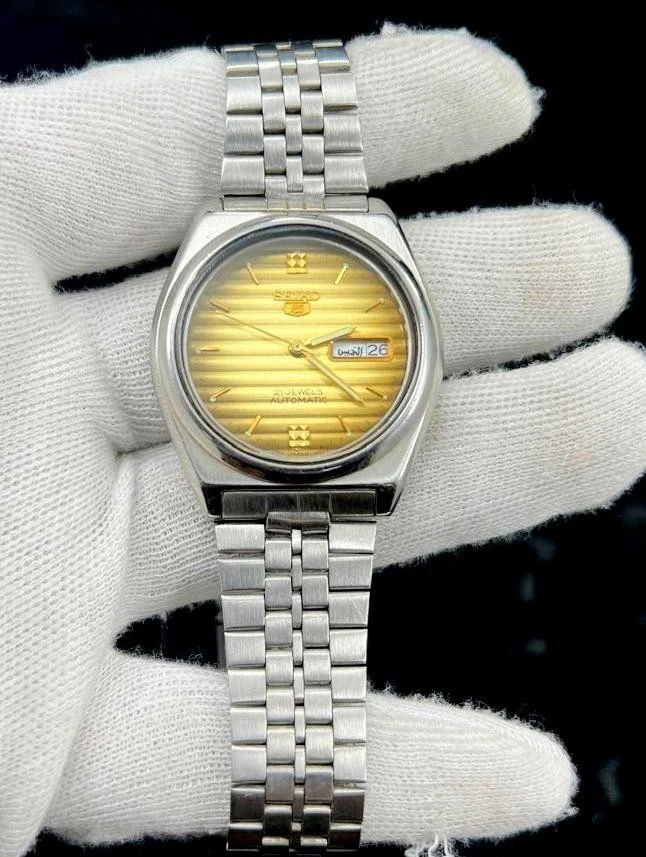 Seiko 5 Mechanical Automatic Wristwatches with 21 Jewels for sale