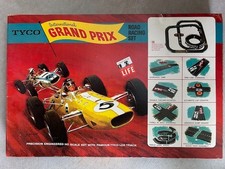 1968 vintage Tyco International Grand Prix Road Racing Set S6864:3998