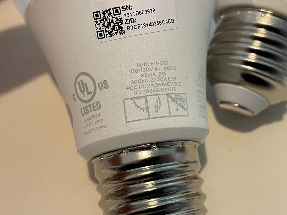 Sengled Smart Light Bulb Starter Kit, with smart switch, white lights and hub - Image 4 of 4